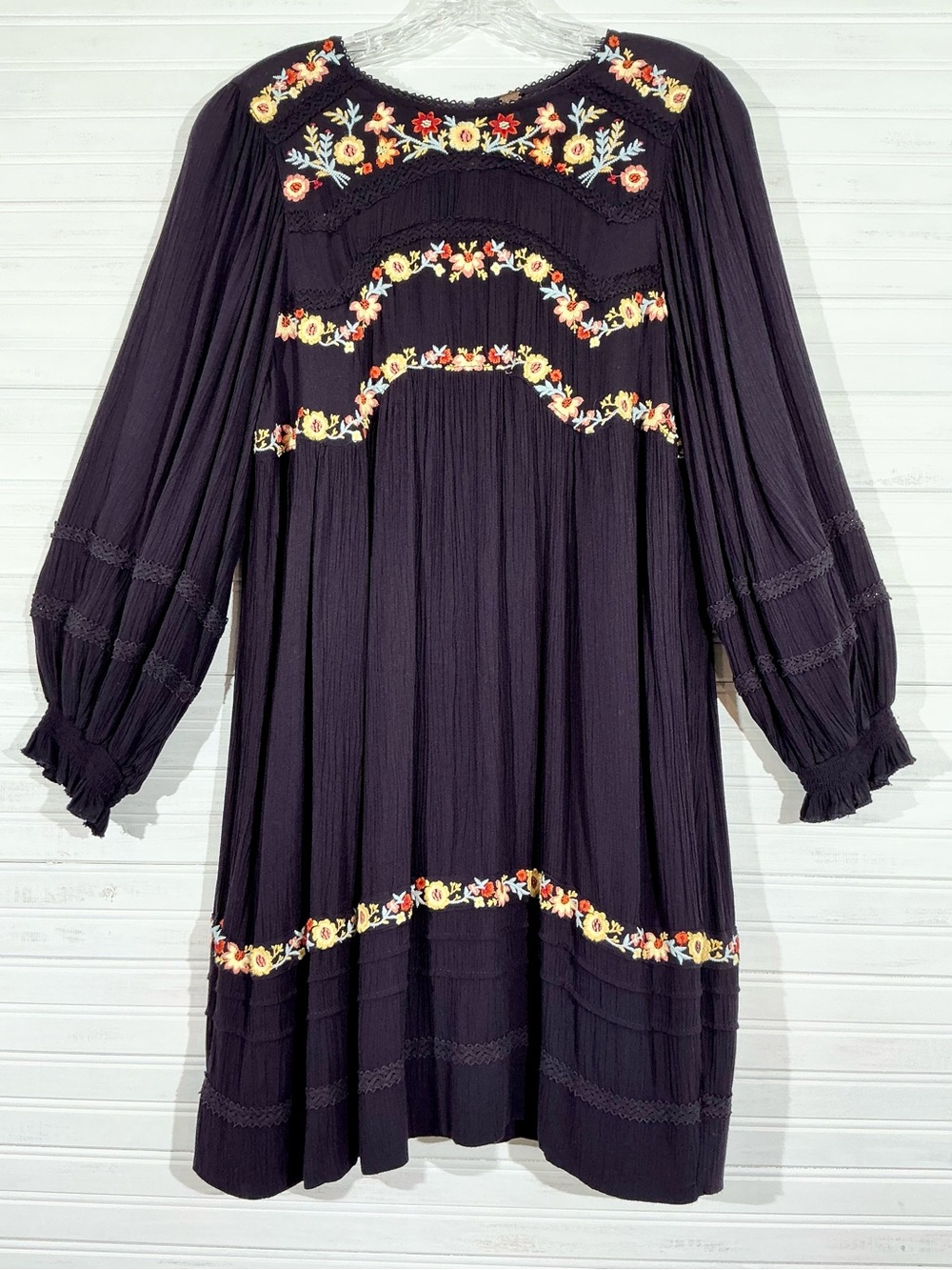 FREE PEOPLE NWT Embroidered Mini Dress
